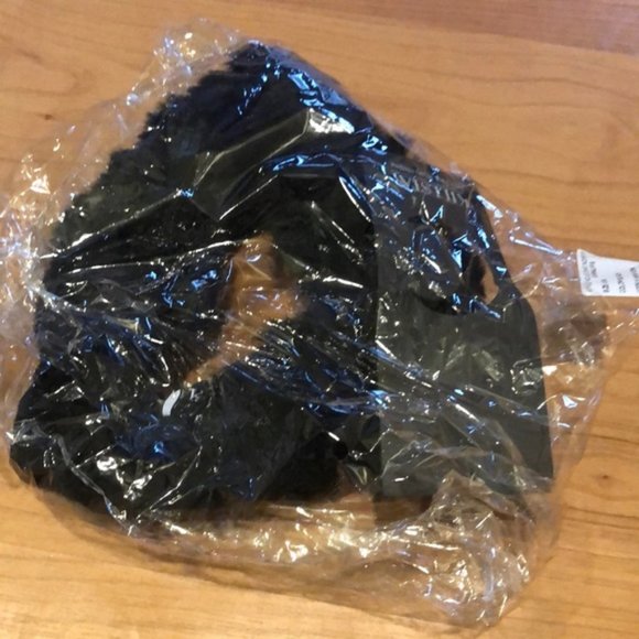 killstar LE CHAT NOIR cat earmuffs NWT - Picture 4 of 8